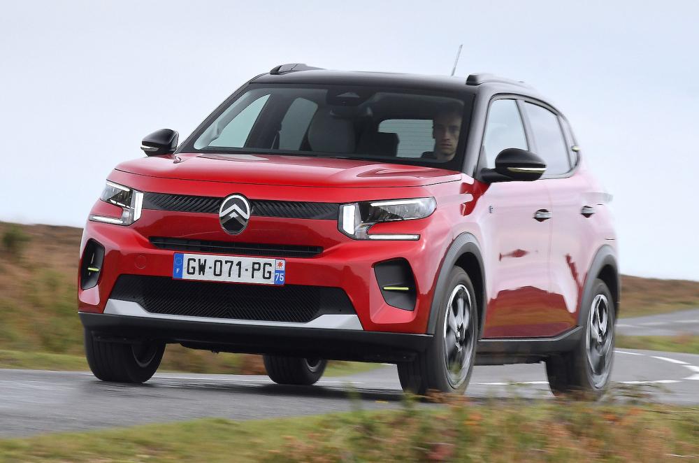 Citroën ë-C3 front cornering