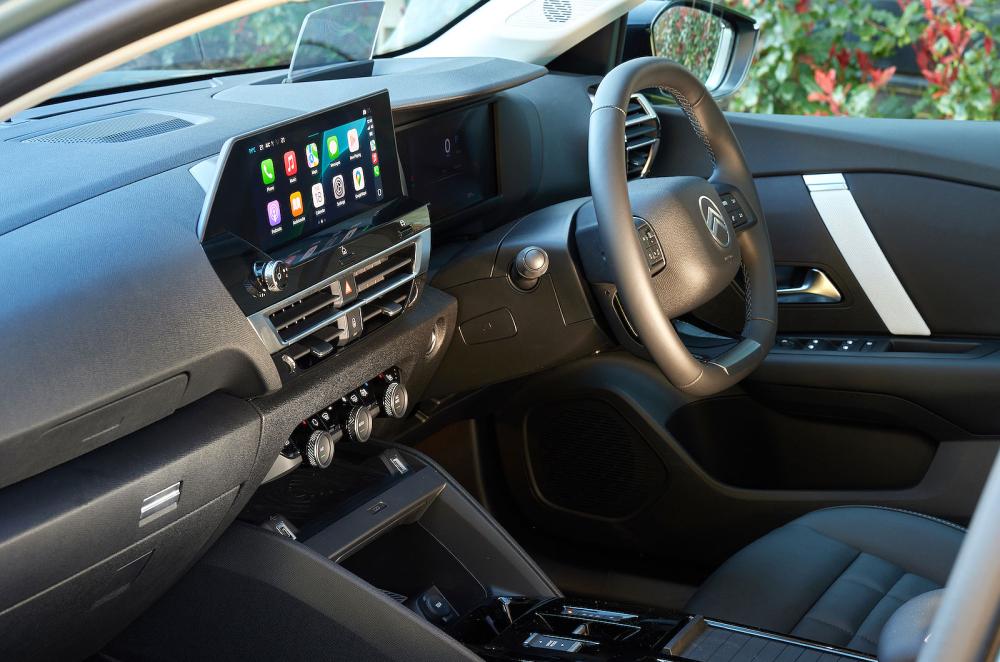 Citroën ë-C4 dashboard