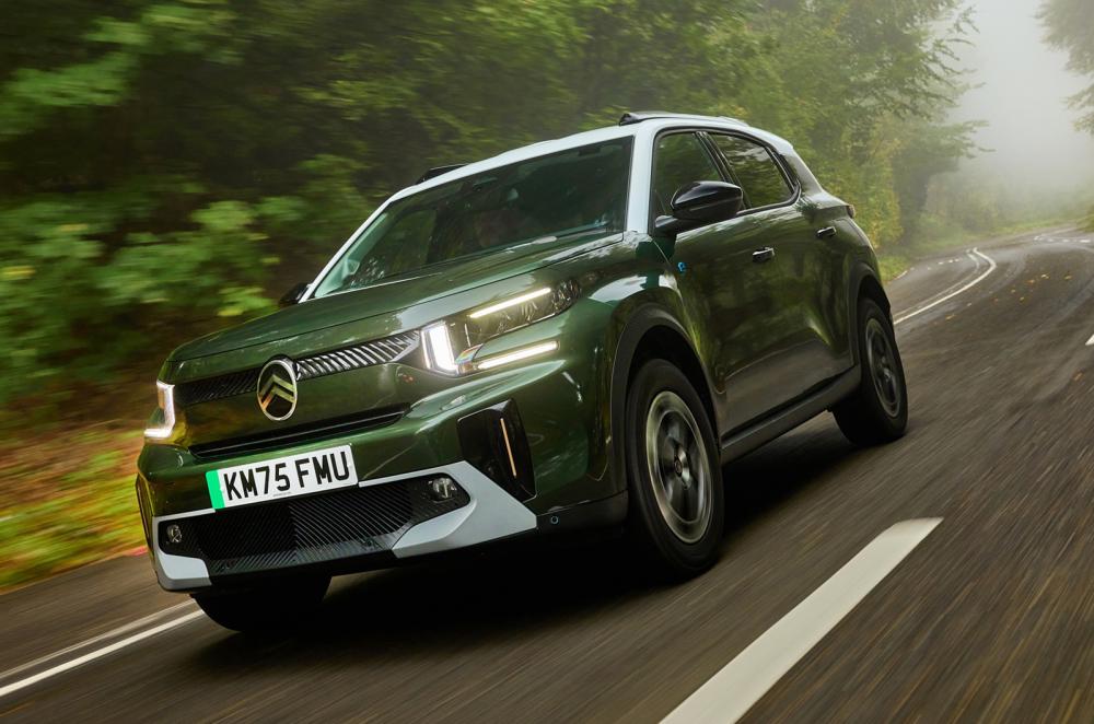 Citroën ë-C3 Aircross front cornering