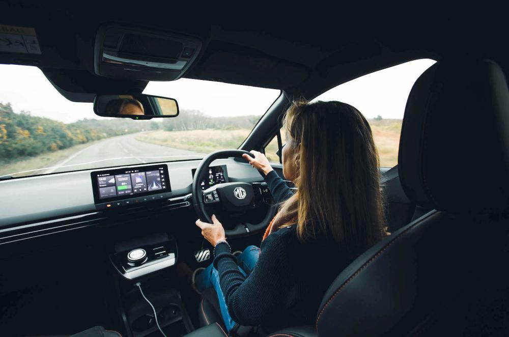 Claire Evans test driving MG4 EV XPower