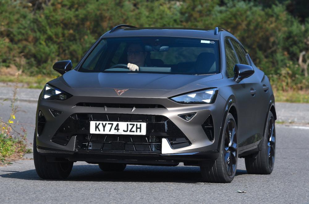 Cupra Formentor front cornering