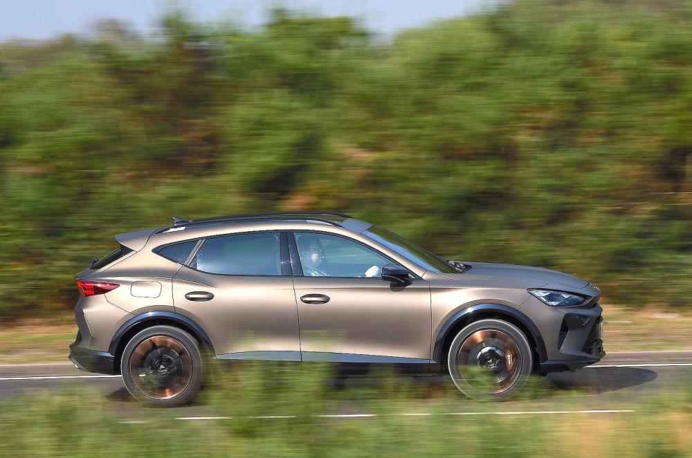 Cupra Formentor right driving