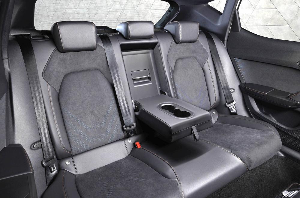 Cupra Leon back seats