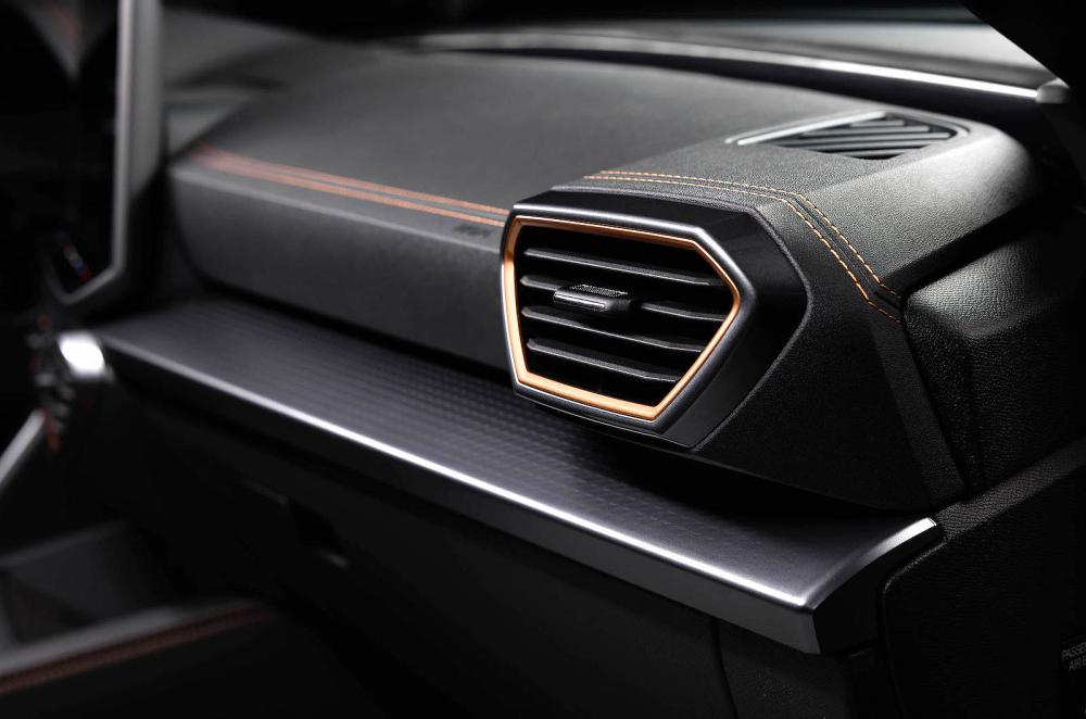 Cupra Leon interior vent detail