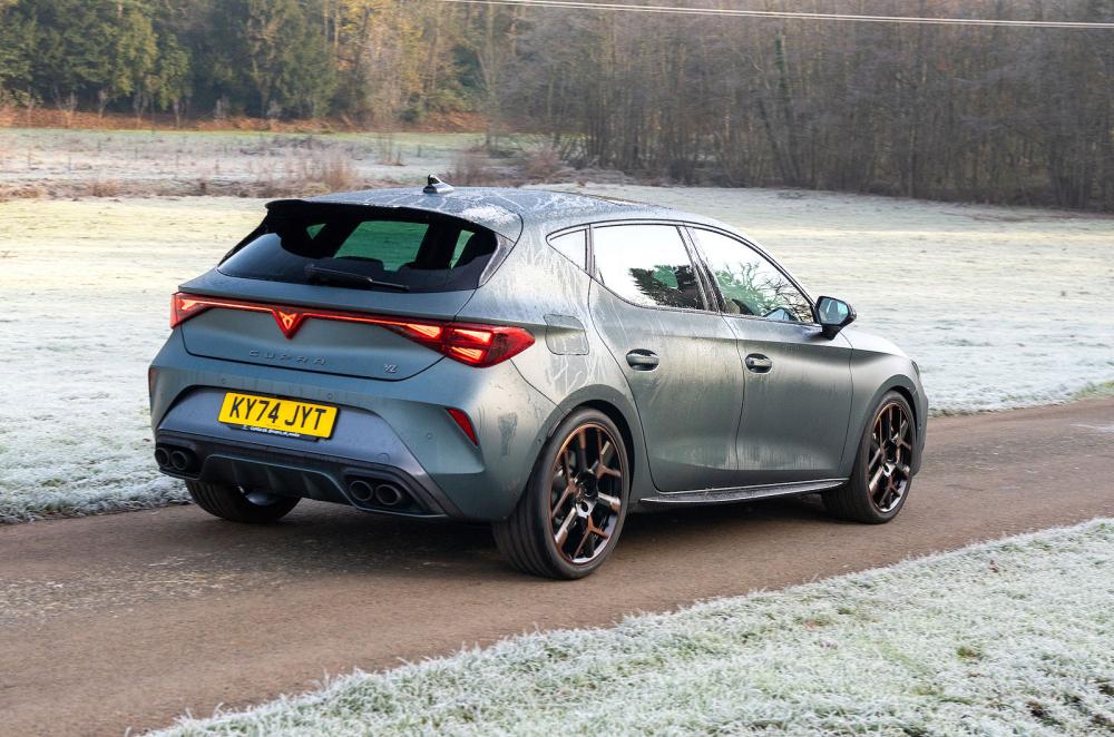 Cupra Leon rear right driving