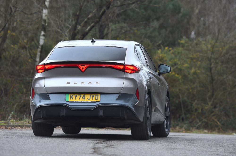 Cupra Tavascan rear cornering