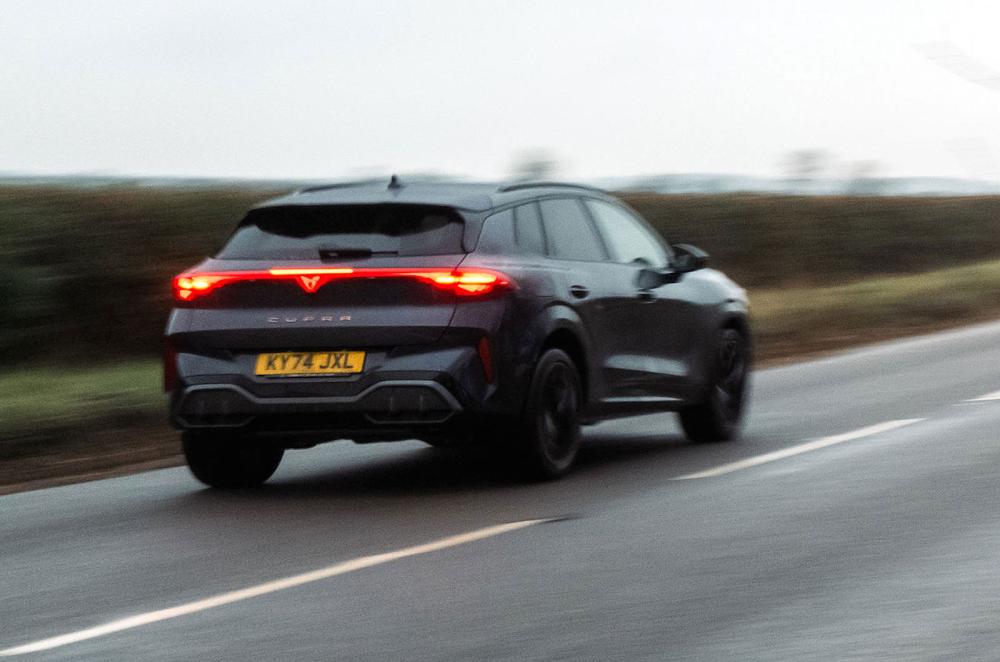 Cupra Terramar rear right driving