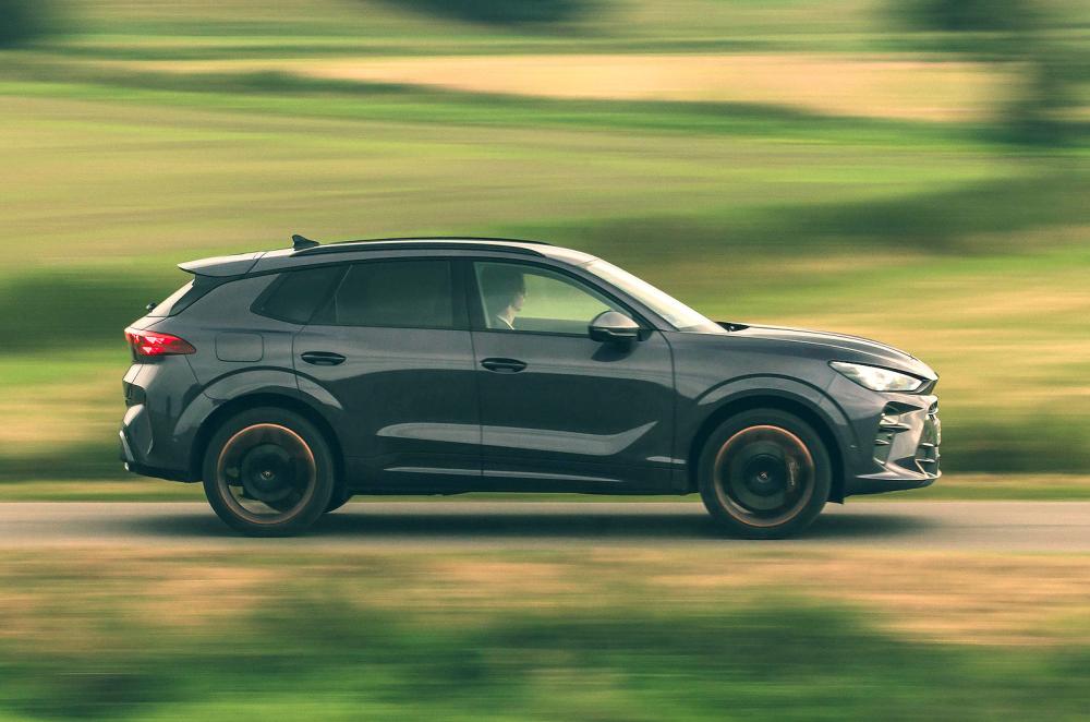 Cupra Terramar right driving