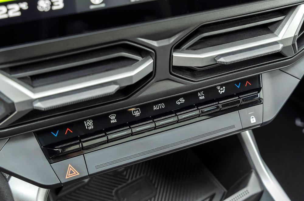 Dacia Bigster air-con controls