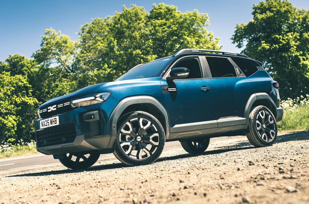 Dacia Bigster front left static