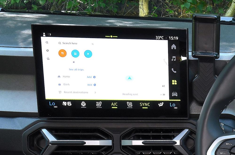 Dacia Bigster infotainment touchscreen