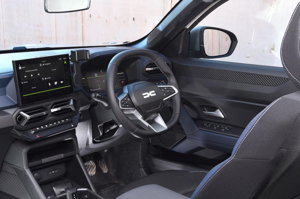 Dacia Duster front seats