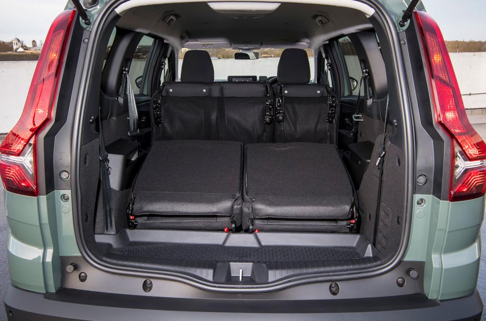 Used Dacia Jogger 2022-present boot open