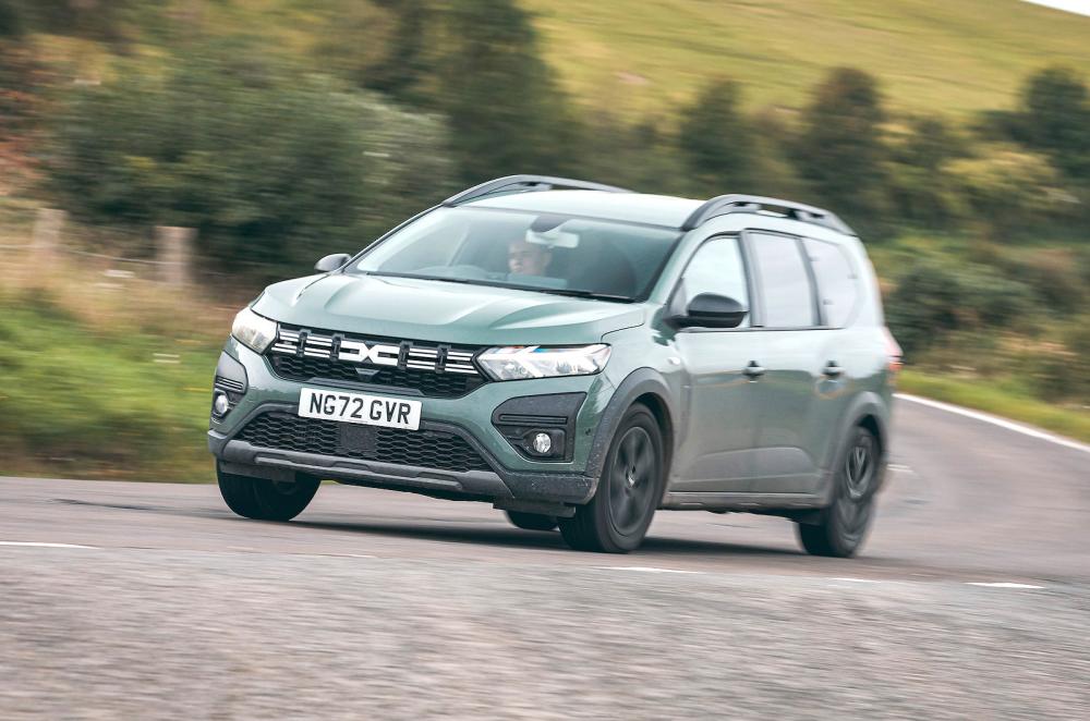 Green Dacia Jogger front cornering