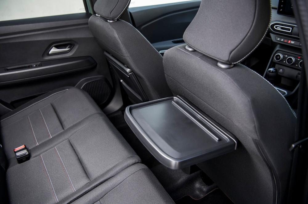 Dacia Jogger interior detail