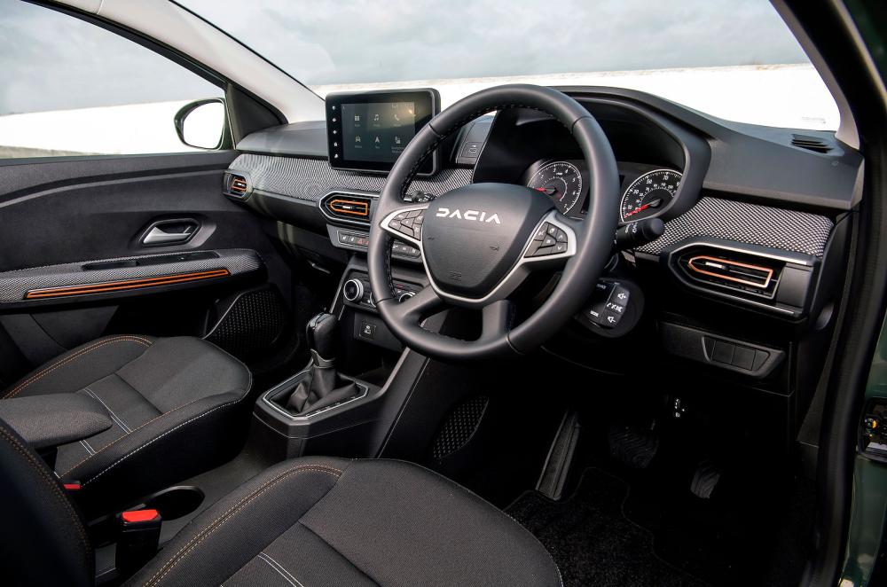 Dacia Sandero Stepway front seats