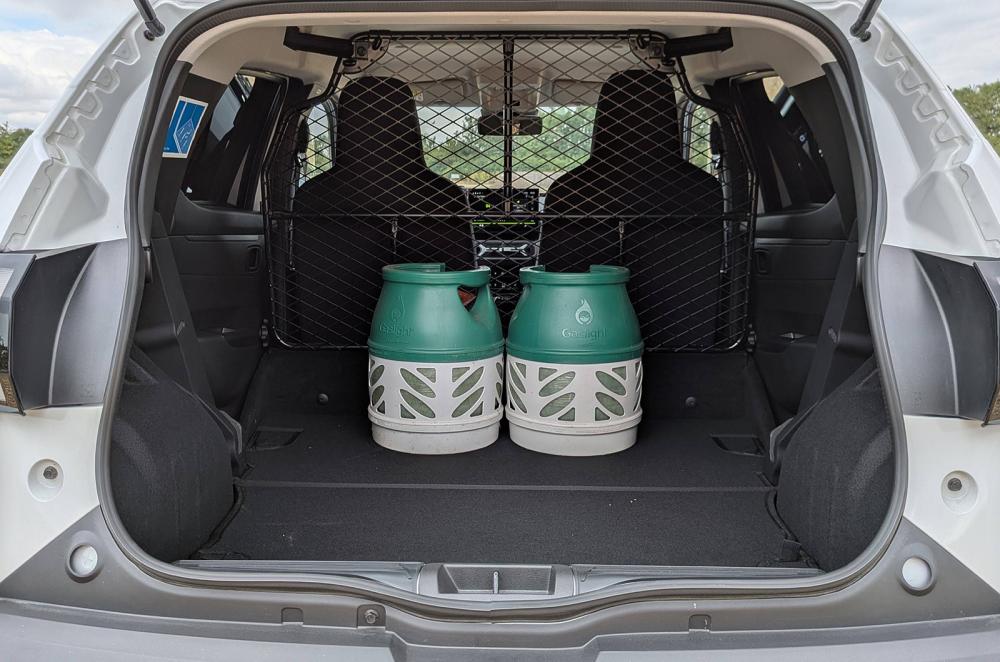 Dacia Spring Cargo load bay
