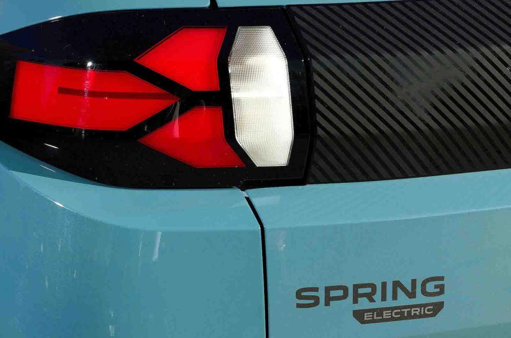 Dacia Spring rear lights