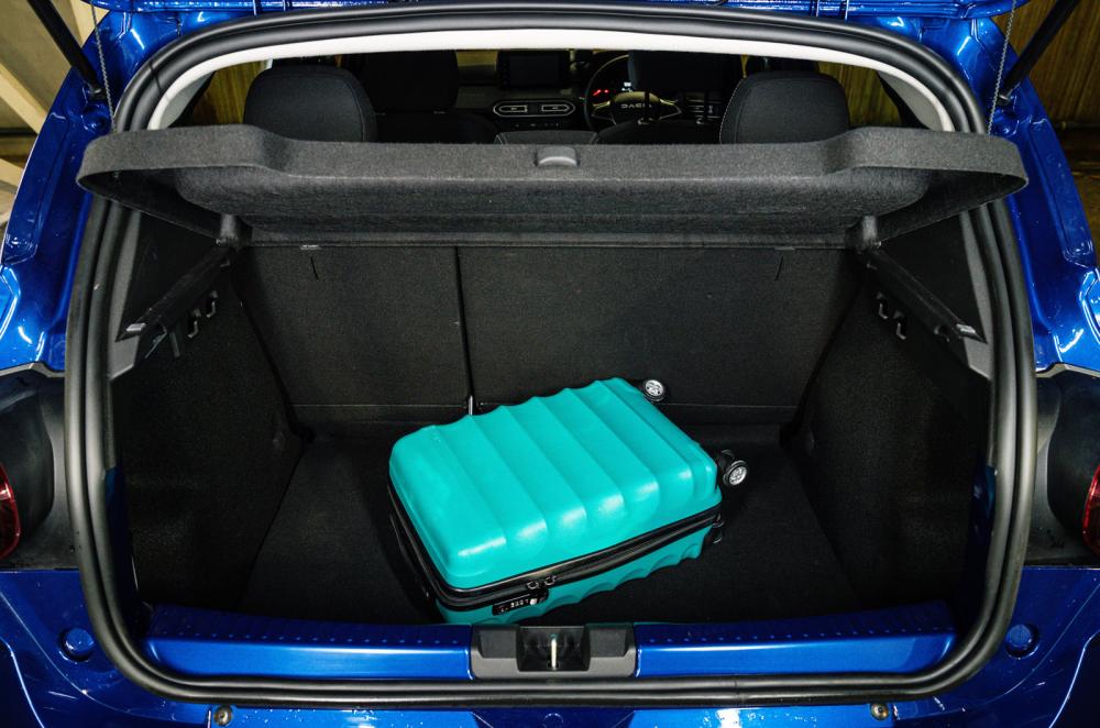 Used Dacia Sandero 2021-present boot