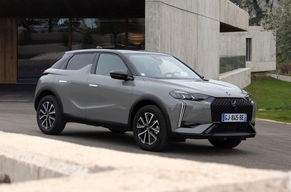 DS 3 front right static