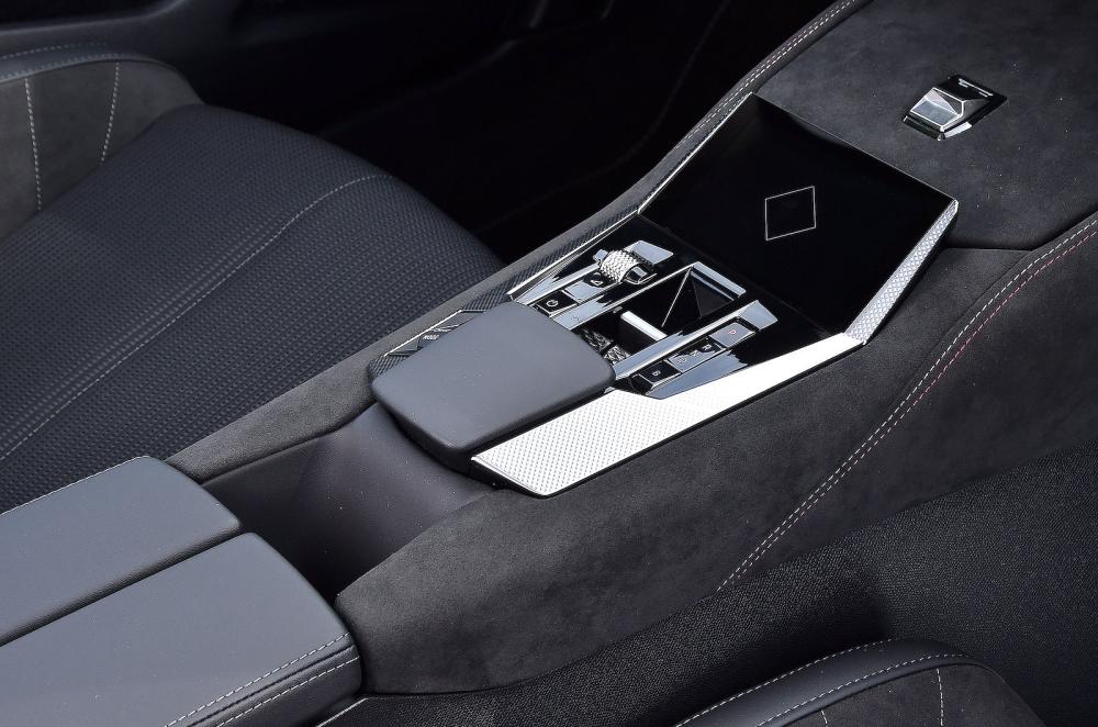 DS 4 interior detail