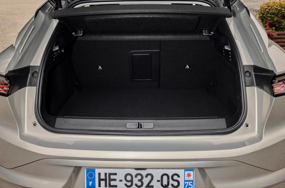 DS No 4 E-Tense boot