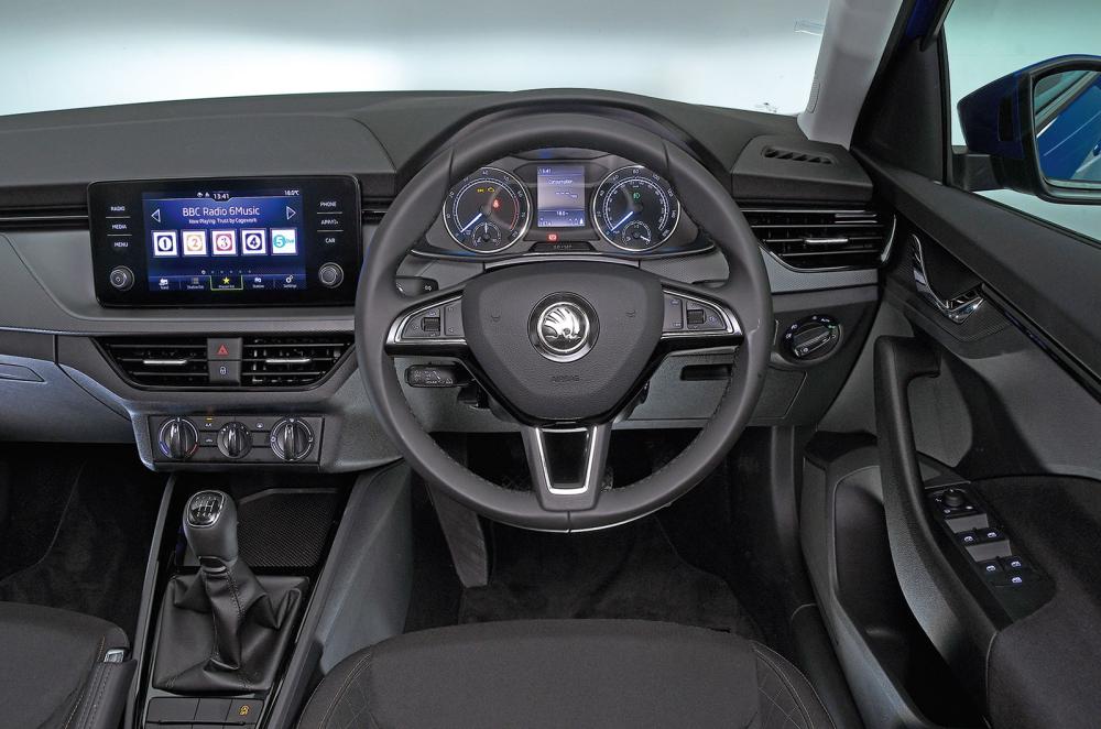 BMW X4 M Competition 2019 RHD steering wheel