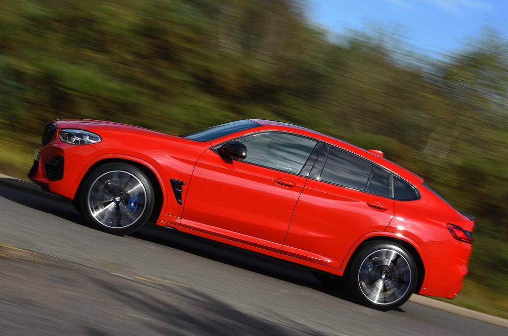 BMW X4 M Competition 2019 RHD left panning