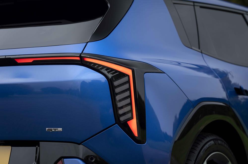 Kia EV4 hatchback exterior details