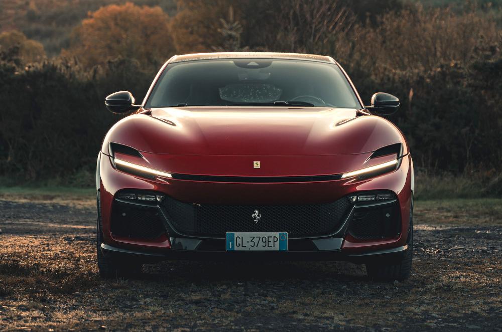 Ferrari Purosangue front static