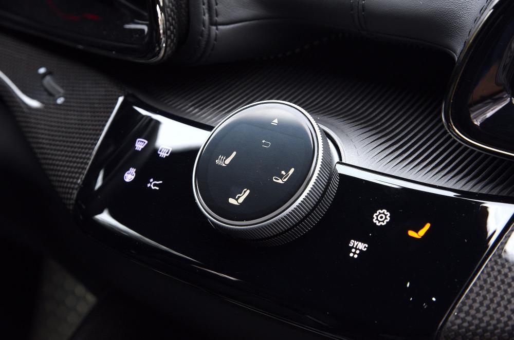 Ferrari Purosangue interior controls