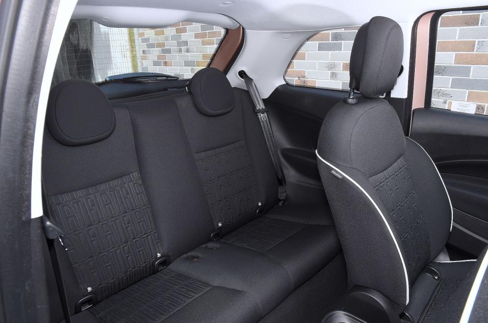 Fiat 500e back seats