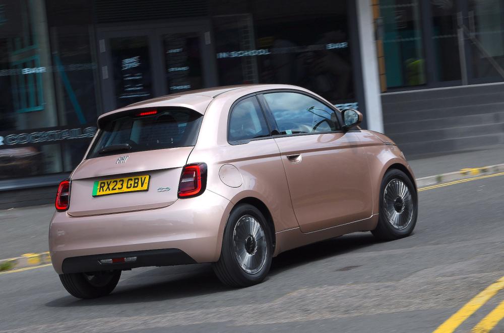 Fiat 500e rear cornering