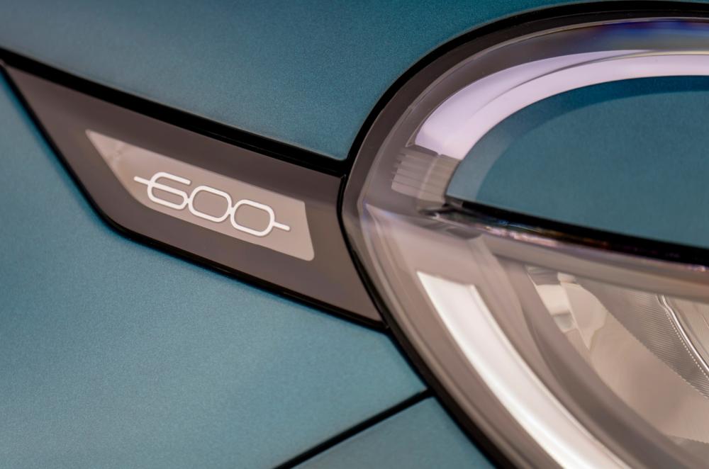 Fiat 600e headlight detail