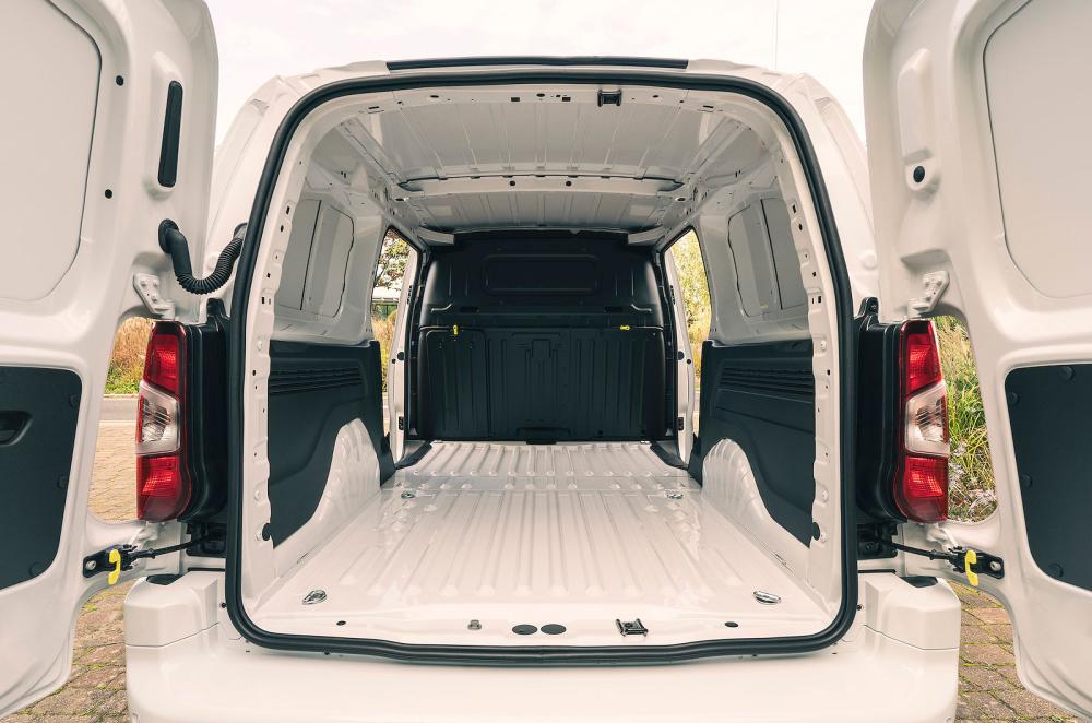 Fiat E-Doblo load bay
