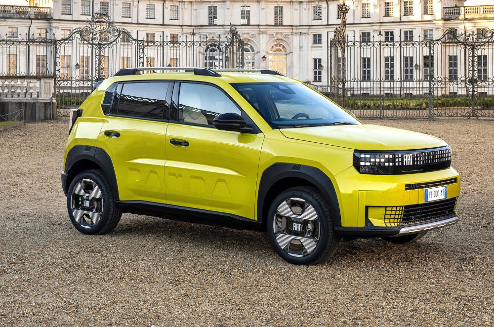 Fiat Grande Panda Electric front right static