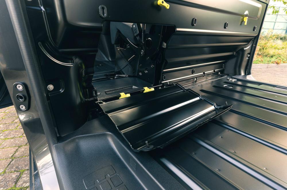 Fiat Scudo load-through hatch