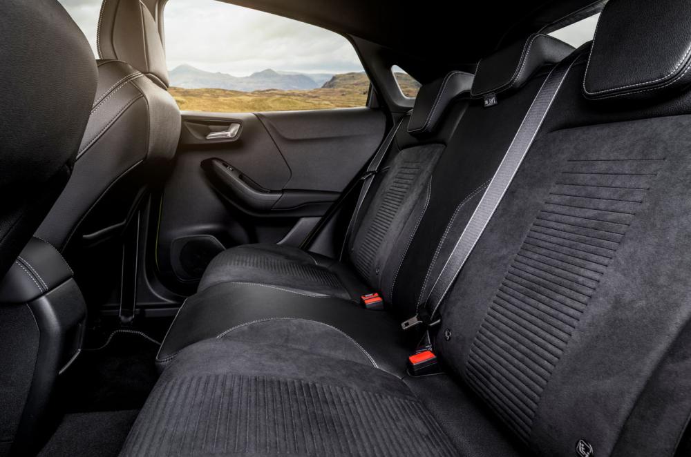 Ford Puma ST 2022 interior rear seats