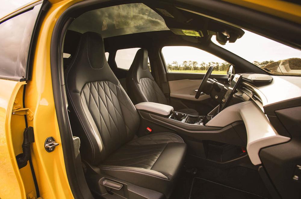 Ford Capri front seats