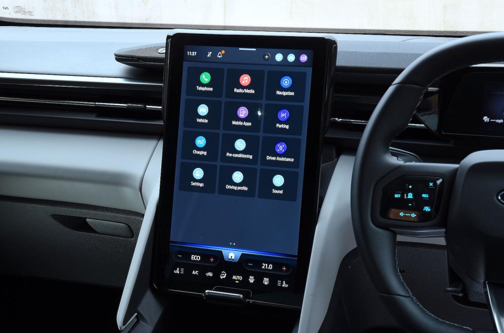 Ford Capri infotainment touchscreen