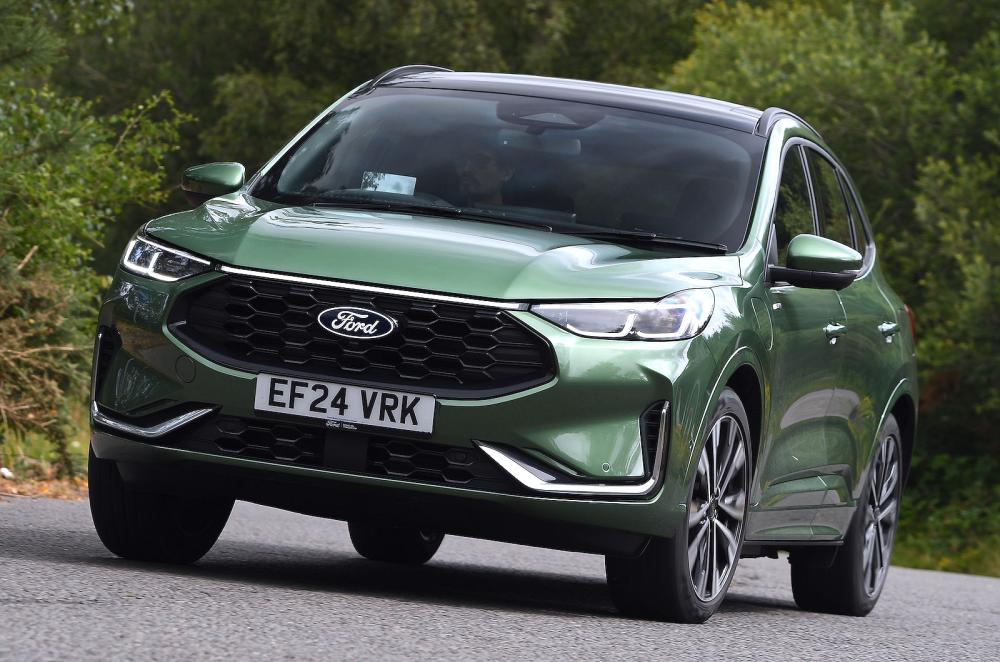 Ford Kuga front left driving