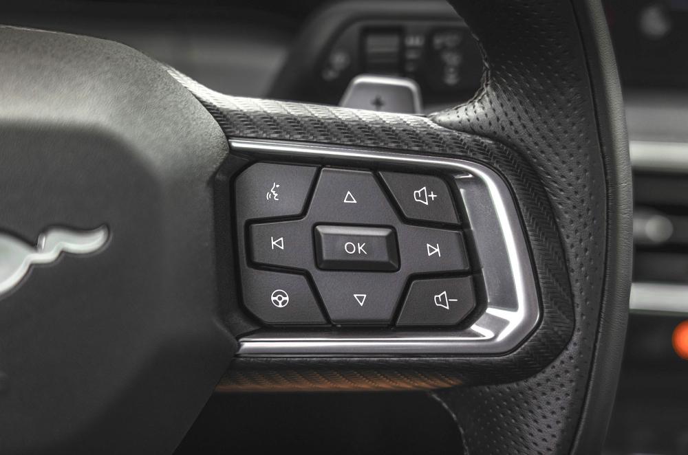 Ford Mustang Convertible steering wheel controls