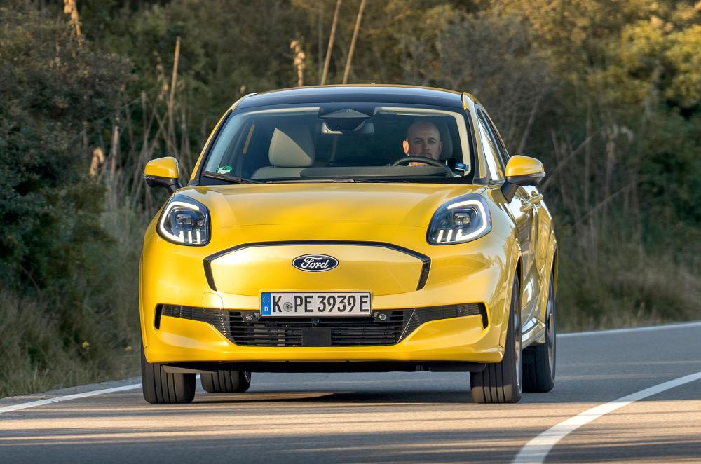 Ford Puma Gen-E front driving