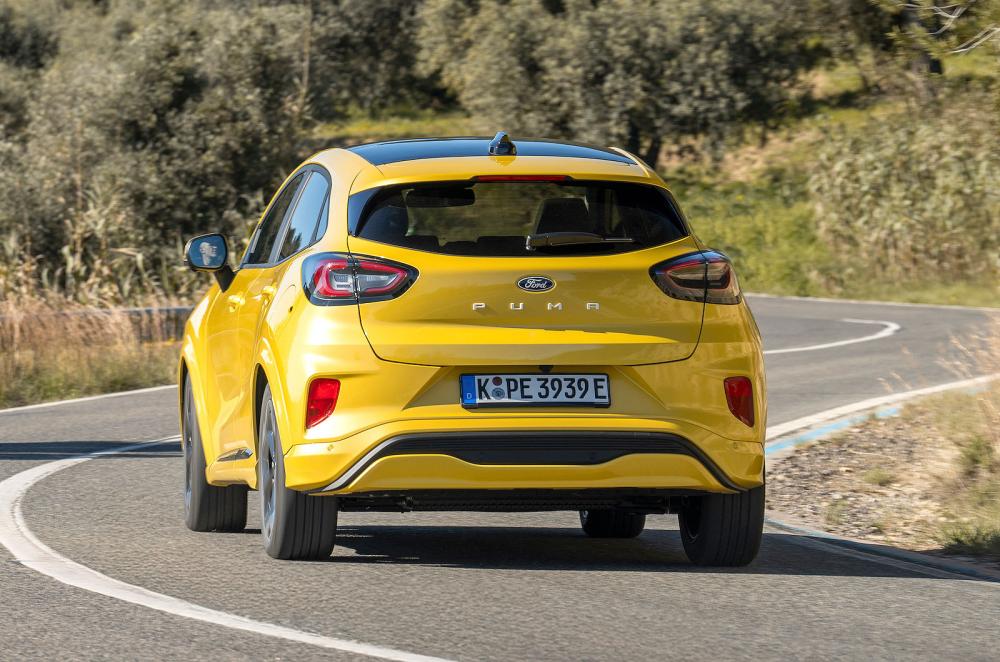 Ford Puma Gen-E rear cornering