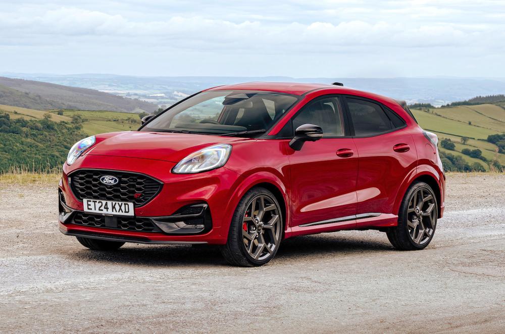 Ford Puma ST front left static
