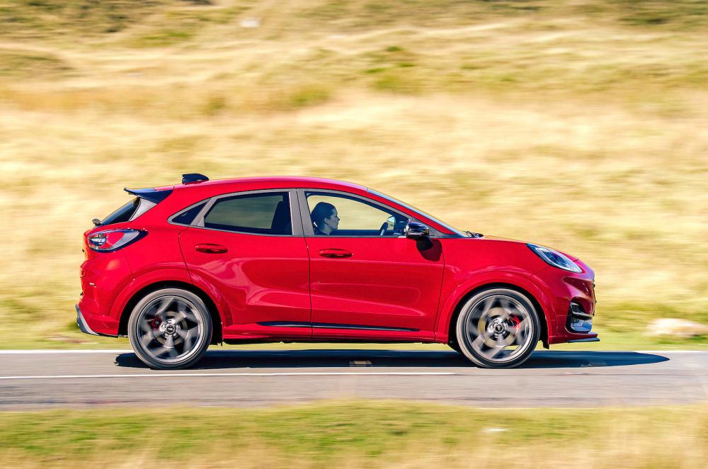 Ford Puma ST right driving