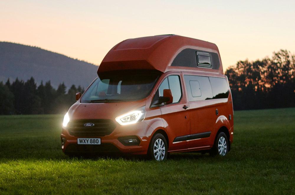 Ford Transit Custom Nugget front left static