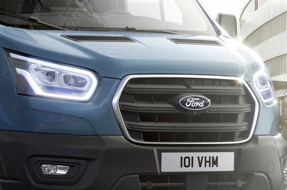Ford Transit front detail