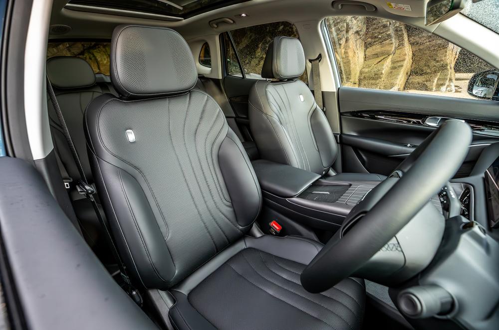 Geely Starray front seats