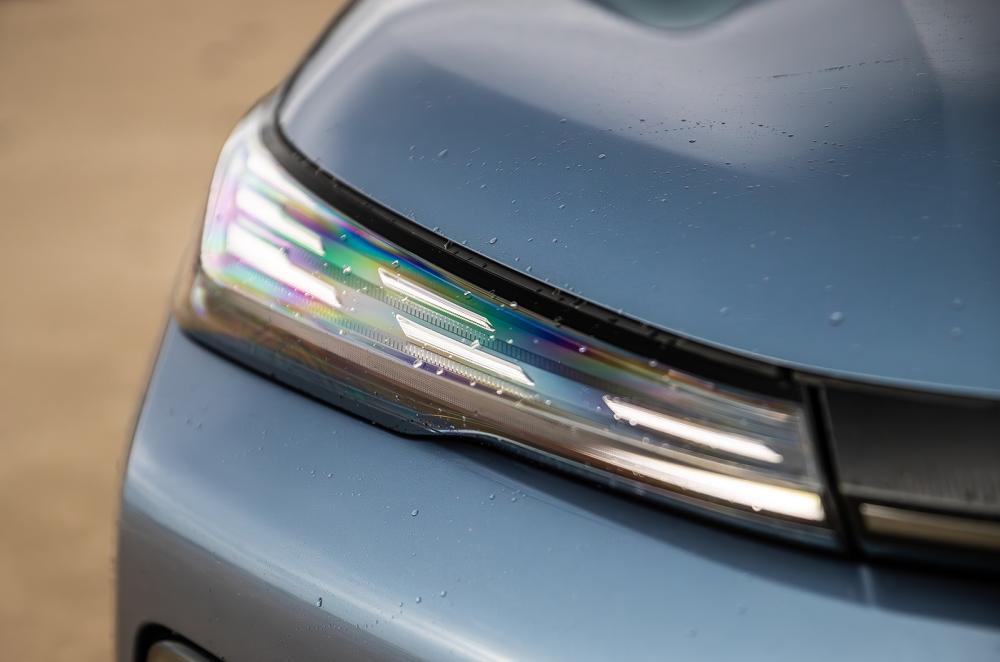 Geely Starray headlight detail